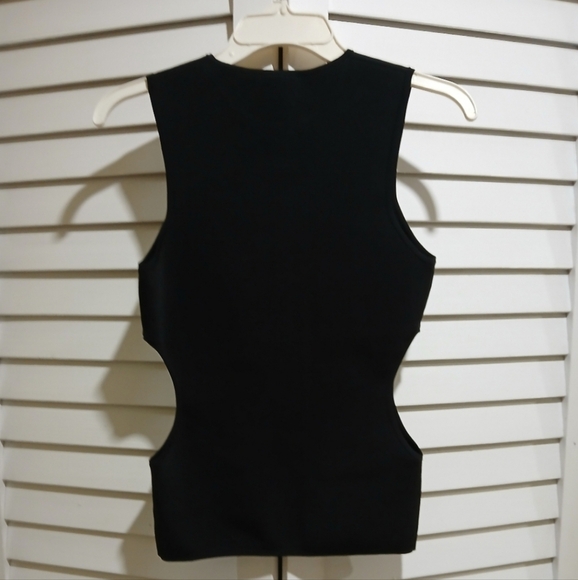 Nina Ricci Black Fitted Tank Top - Picture 5 of 6